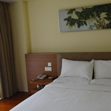 Donghua Hotel Pequim Exterior foto
